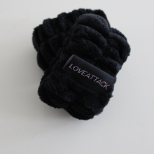 Load image into Gallery viewer, Love Attack - Microfiber Skincare Face Washing Wristbands - 2 Pack - Black